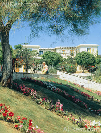 Louis Ayios Elias Village 4